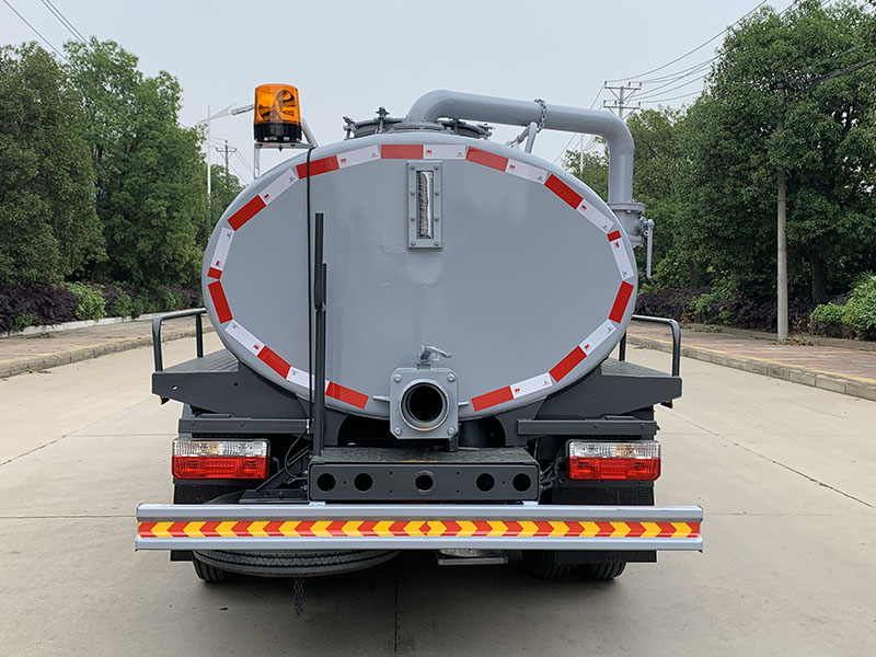 中潔牌XZL5070GXE6型吸糞車(chē)